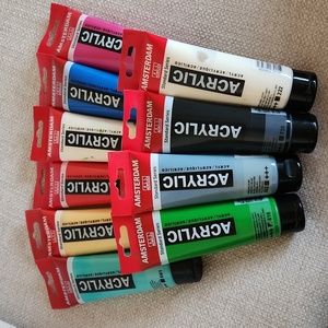 10 Assorted acrylic paint
